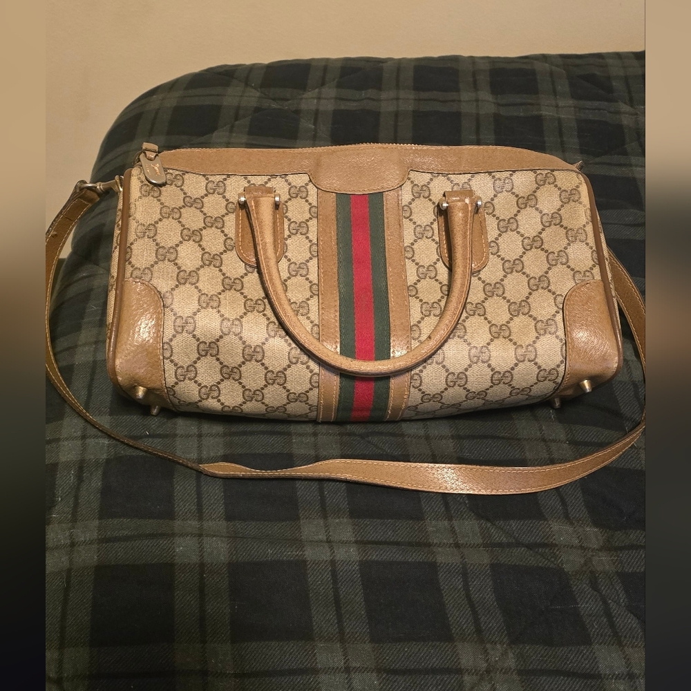 Authentic Vintage Gucci Handbag Beautiful and Rare Guaranteed
